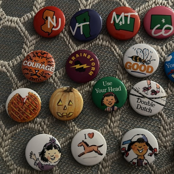 Vintage 90s American Girl Grin Pins - Picture 2 of 5